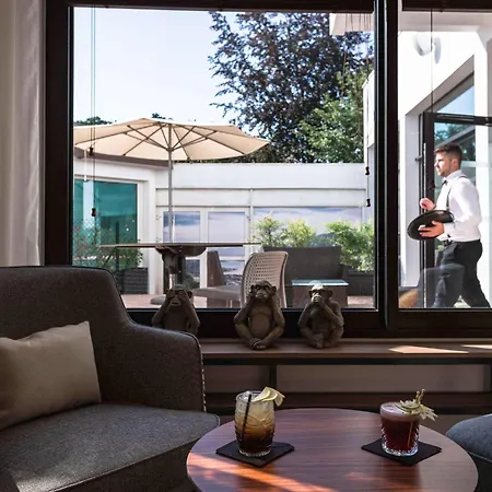 Mercure Domaine De Marlioz & 4*
