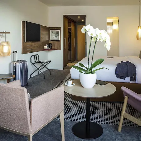 Mercure Domaine De Marlioz & Отель 4*