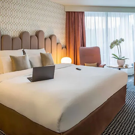 Mercure Domaine De Marlioz & 4*
