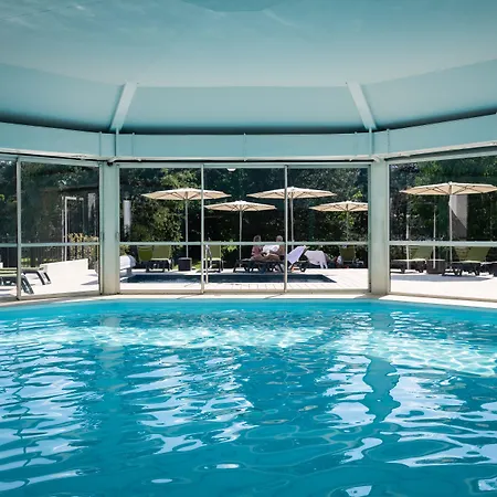 Mercure Domaine De Marlioz & 4* 艾克斯莱班