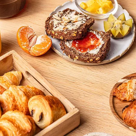 Hotel Mercure Domaine De Marlioz & 4*