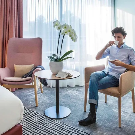 Hotell Mercure Domaine De Marlioz &