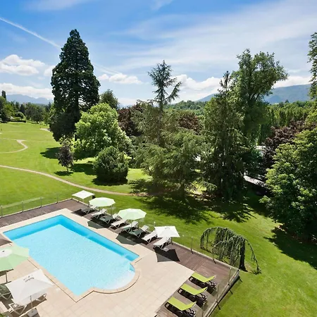 Mercure Domaine De Marlioz & 4*