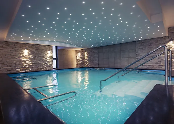 Hotel Mercure Domaine De Marlioz & 4*